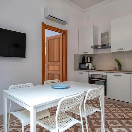Casa Libeccio Apartment *